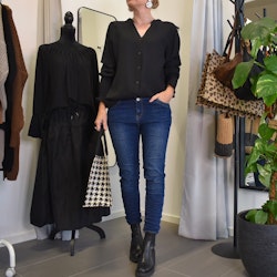 Skjorta Aisha SVART - Marta du Chateau