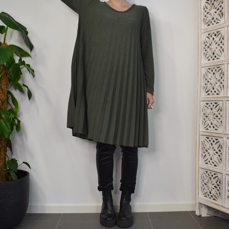 Klänning Jasmin Plisserad MILITARY - Marta du Chateau