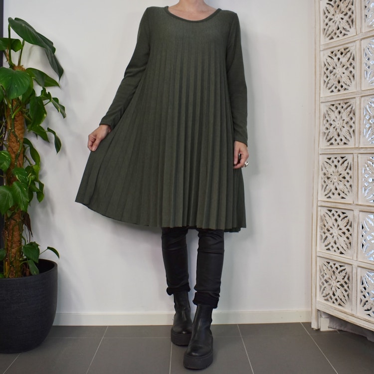 Klänning Jasmin Plisserad MILITARY - Marta du Chateau