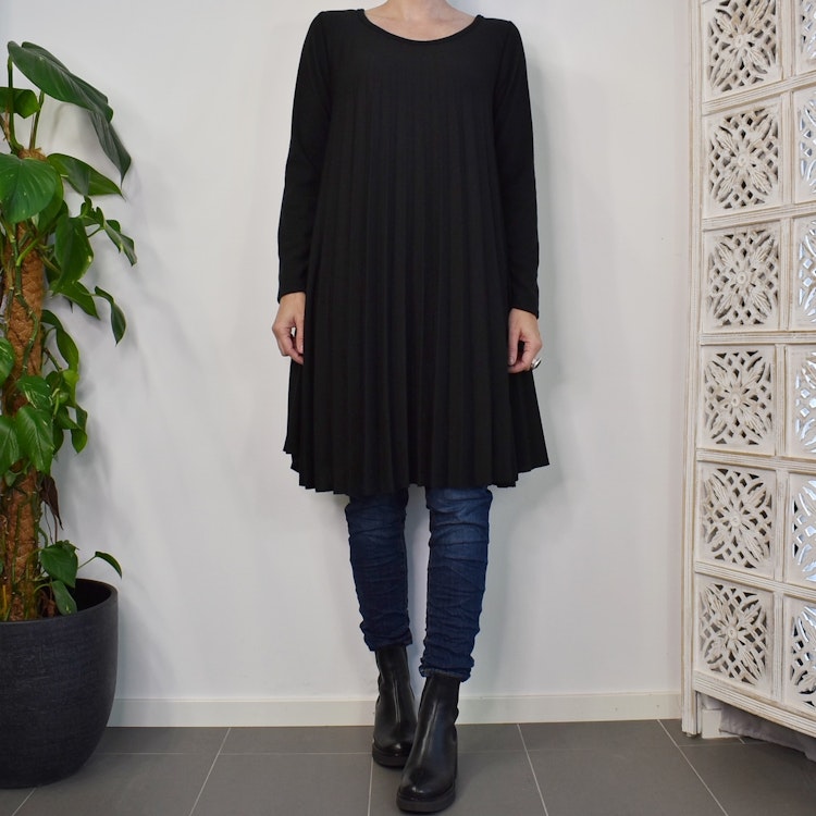 Klänning Jasmin Plisserad SVART - Marta du Chateau