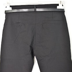 Byxa Slim med Skärp SVART