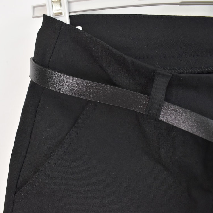 Byxa Slim med Skärp SVART