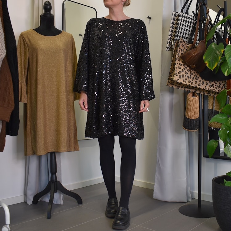 Klänning Diane Paljett SVART - Marta du Chateau