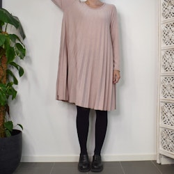 Klänning Jasmin Plisserad ROSA - Marta du Chateau