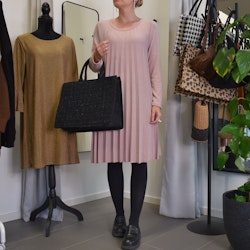 Klänning Jasmin Plisserad ROSA - Marta du Chateau