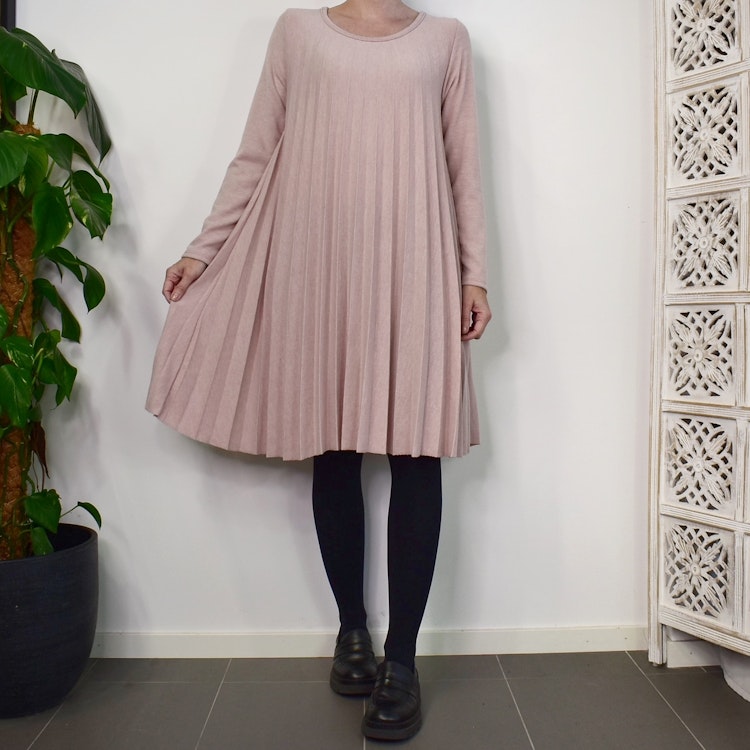 Klänning Jasmin Plisserad ROSA - Marta du Chateau