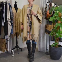 Poncho-sjal med Fransar BEIGE
