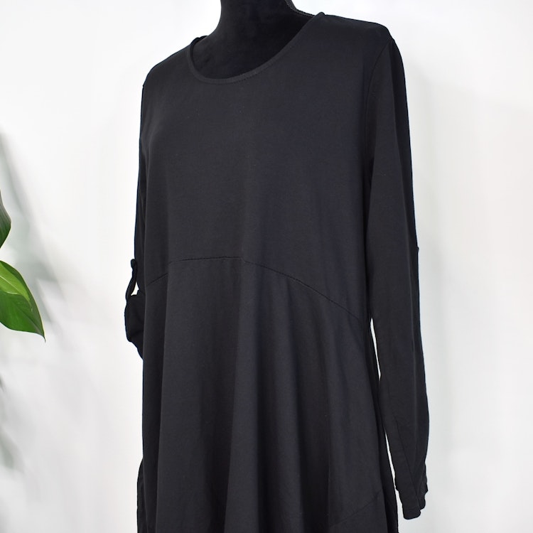 Sweatshirt-klänning Marian SVART - Marta du Chateau