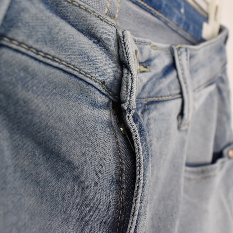 Jeans Jogger LJUS BLÅ - Place du Jour