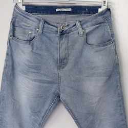Jeans Jogger LJUS BLÅ - Place du Jour