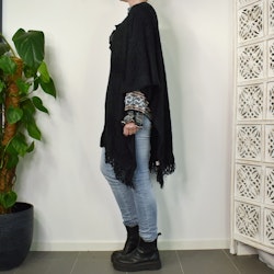 Poncho-sjal Mönsterstickad SVART