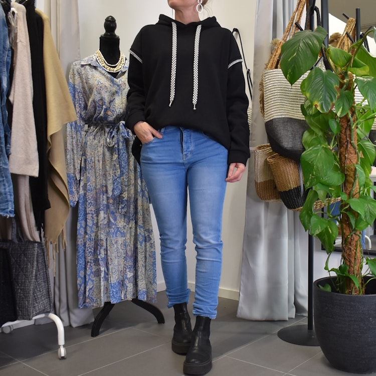 Hoodie Audrey Over Sized SVART - Marta du Chateau