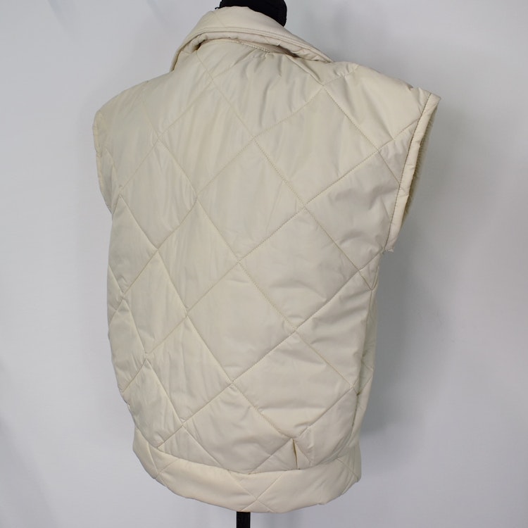 Vadderad Väst Quiltad BEIGE