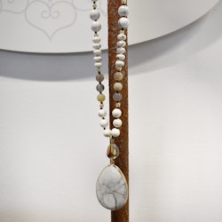 Halsband Phoeby VIT- The Moshi