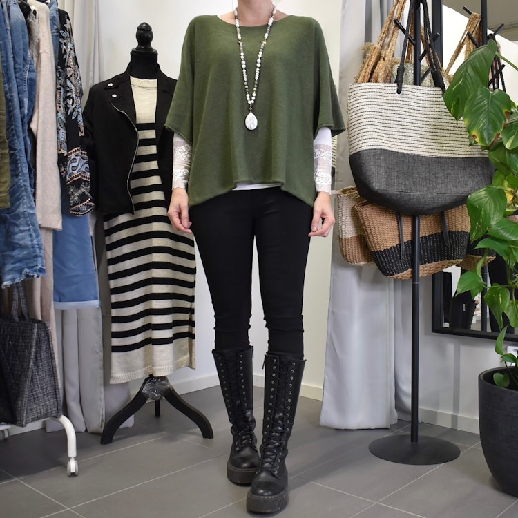 Halsband Phoeby VIT- The Moshi