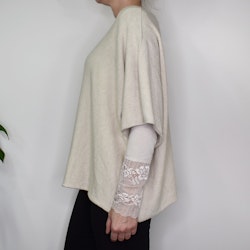 Stickad Ponchotröja BEIGE