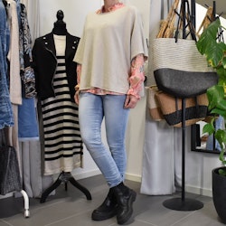 Stickad Ponchotröja BEIGE