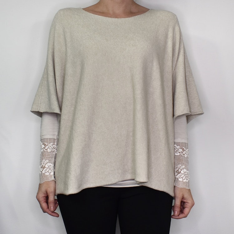 Stickad Ponchotröja BEIGE