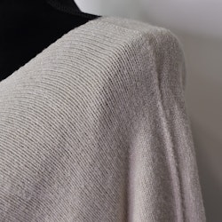 Stickad Ponchotröja BEIGE
