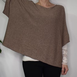 Stickad Ponchotröja TAUPE