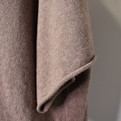 Stickad Ponchotröja TAUPE