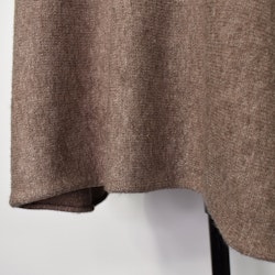 Stickad Ponchotröja TAUPE