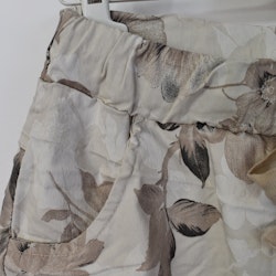 Stretchig Byxa Merilyn Blommig BEIGE - Marta du Chateau