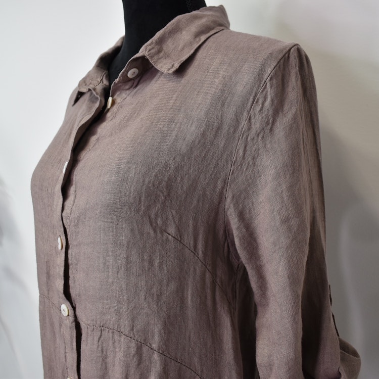 Lång skjortklänning i linne TORTORA