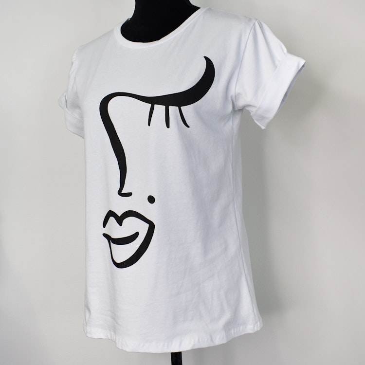 T-shirt Girl VIT - Estee Brown