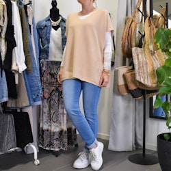 Stickad Ponchotröja med Knappar BEIGE