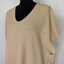 Stickad Ponchotröja med Knappar BEIGE
