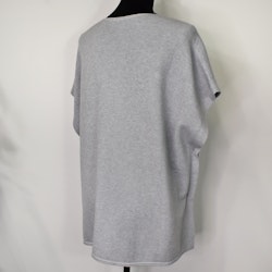 Stickad Ponchotröja med Knappar GRÅ