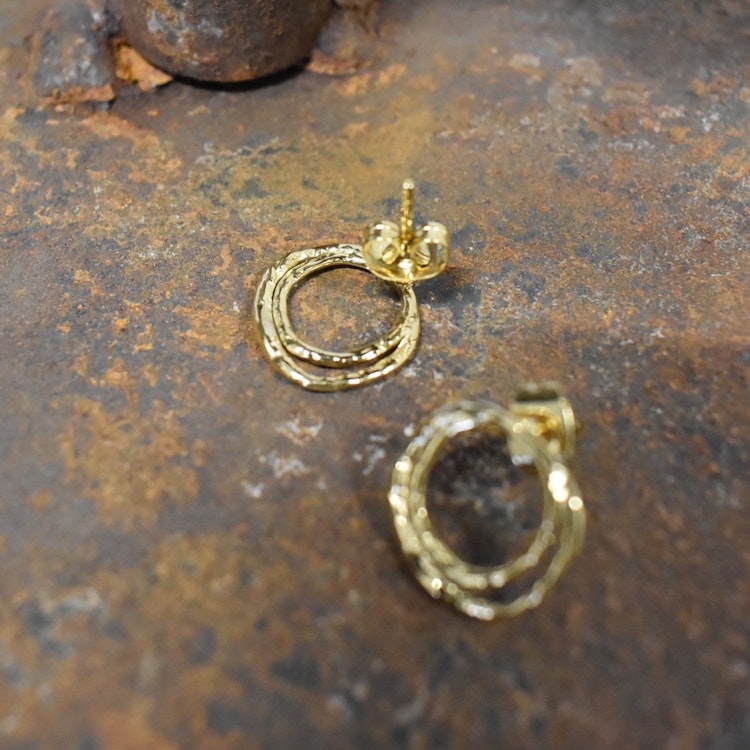Örhänge Ring Rostfritt Stål GULD - Lolo & Yaya