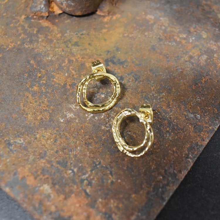 Örhänge Ring Rostfritt Stål GULD - Lolo & Yaya