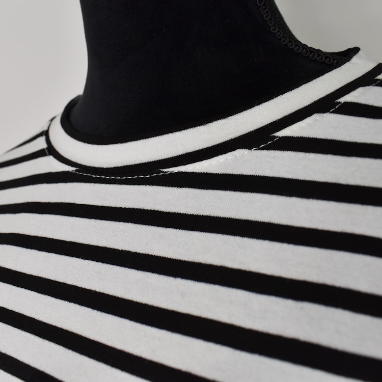 T-shirt Randig VIT/SVART
