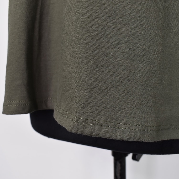 T-shirt V-ringad KAKI