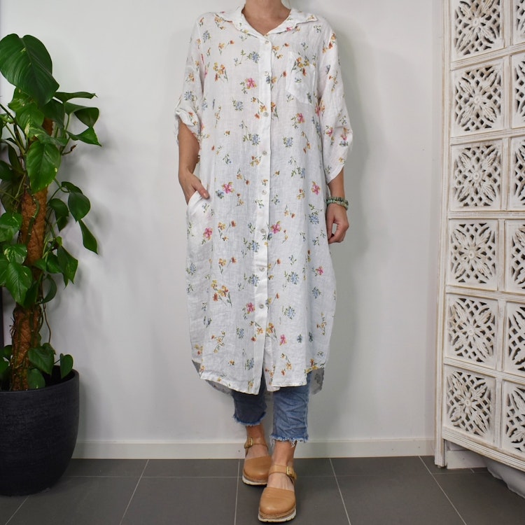Skjortklänning i linne BLOMMIG - Stajl Agenturer