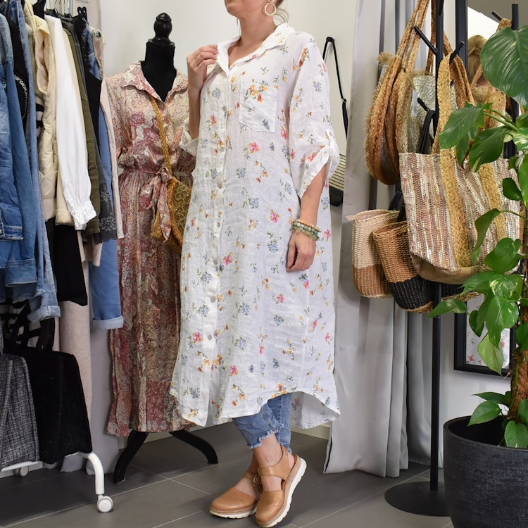 Skjortklänning i linne BLOMMIG - Stajl Agenturer