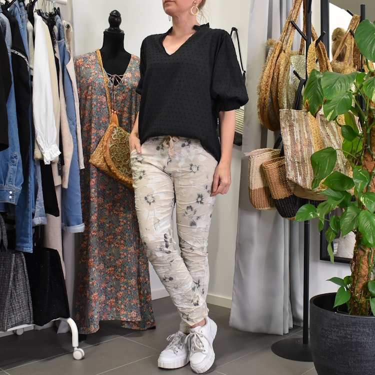 Stretchig Byxa Merilyn Blommig BEIGE - Marta du Chateau
