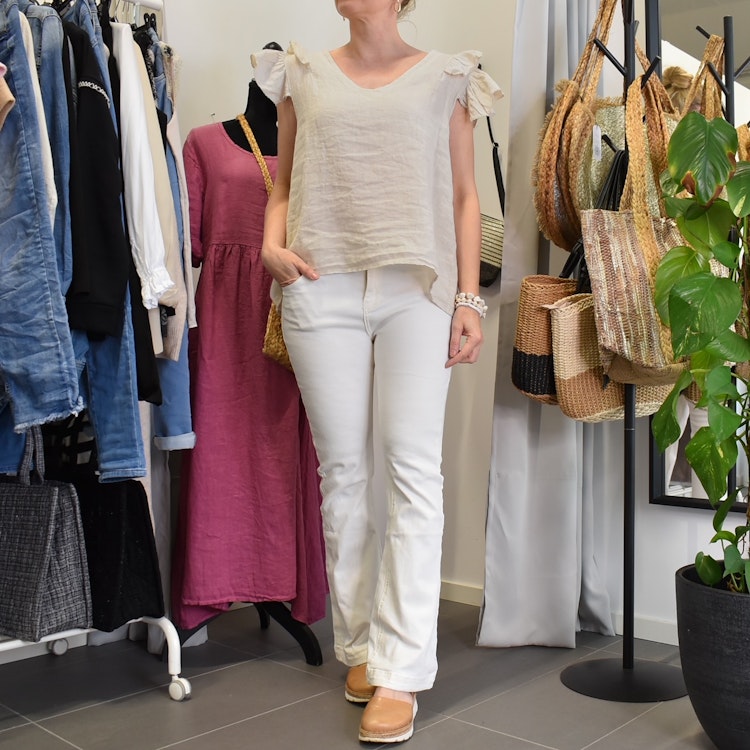 Linnetopp med volangärm BEIGE