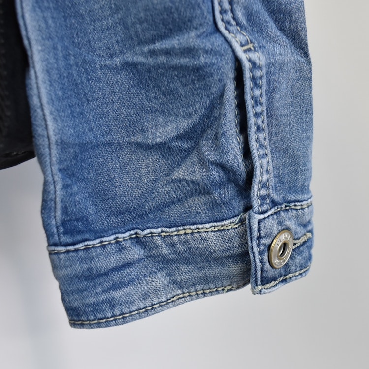 Jeansjacka med knappar BLÅ - Place du Jour