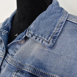 Jeansjacka med knappar BLÅ - Place du Jour