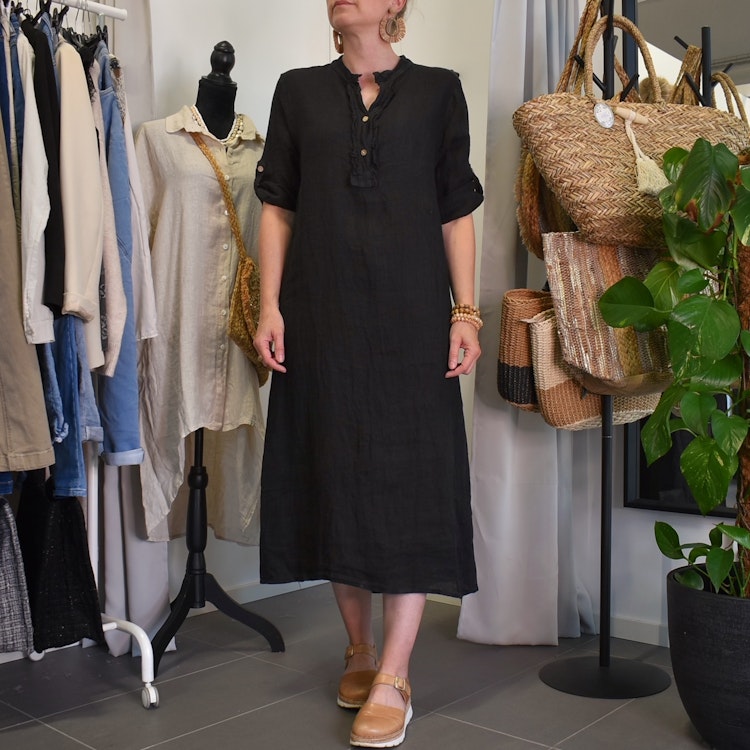 Linneklänning Camelia SVART - Marta du Chateau