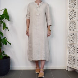 Linneklänning Camelia SABBIA - Marta du Chateau