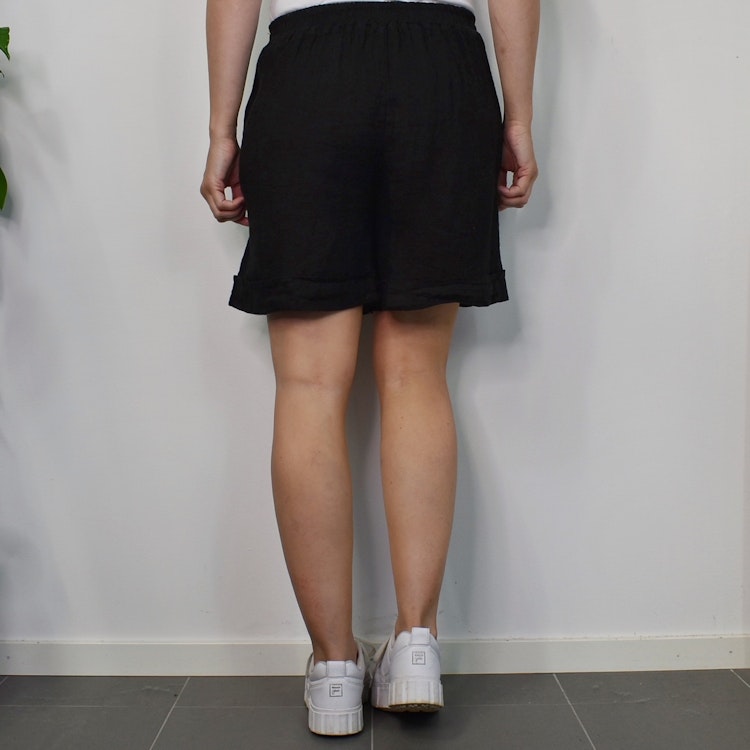 Linneshorts Sophia SVART - Marta du Chateau