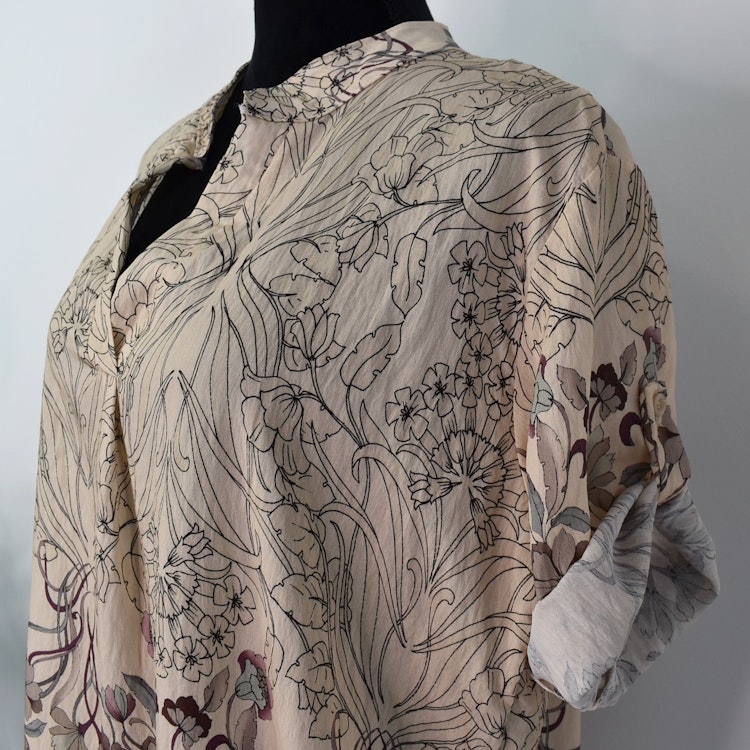 Klänning Helma Blommig BEIGE - Marta du Chateau