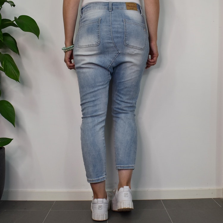 SECOND HAND Baggy Jeans LJUS BLÅ Storlek 34 - Place du Jour