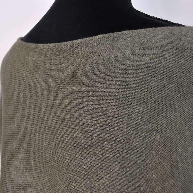 Stickad Ponchotröja KAKI