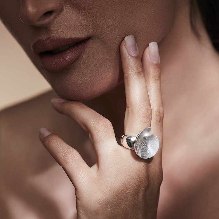 Elastisk ring Wilma SILVER - The Moshi