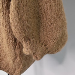 Stickad Tröja Over Sized CAMEL